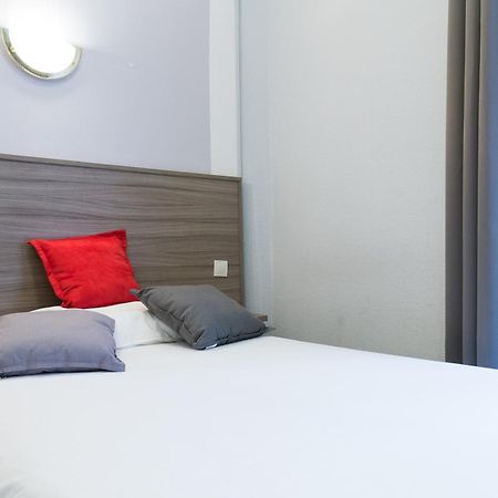 Panam Hotel Paris Gambetta- Place Gambetta-Mairie Du 20 Emme Exteriér fotografie